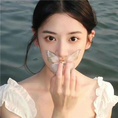 白天的我，夜里的他